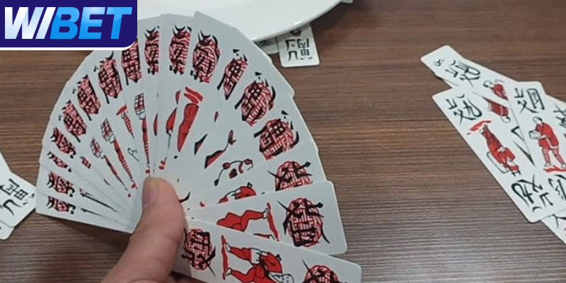 Các bộ bài và quân bài chắn